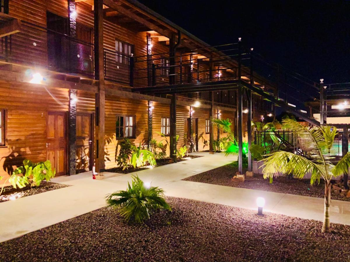 Hotel Alma Pura Puerto Iguazú Zewnętrze zdjęcie